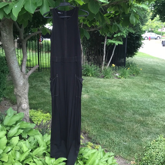 Canal 🇧🇷 Back Zip Jumpsuit with Contrast Stitches - Picture 7 of 16